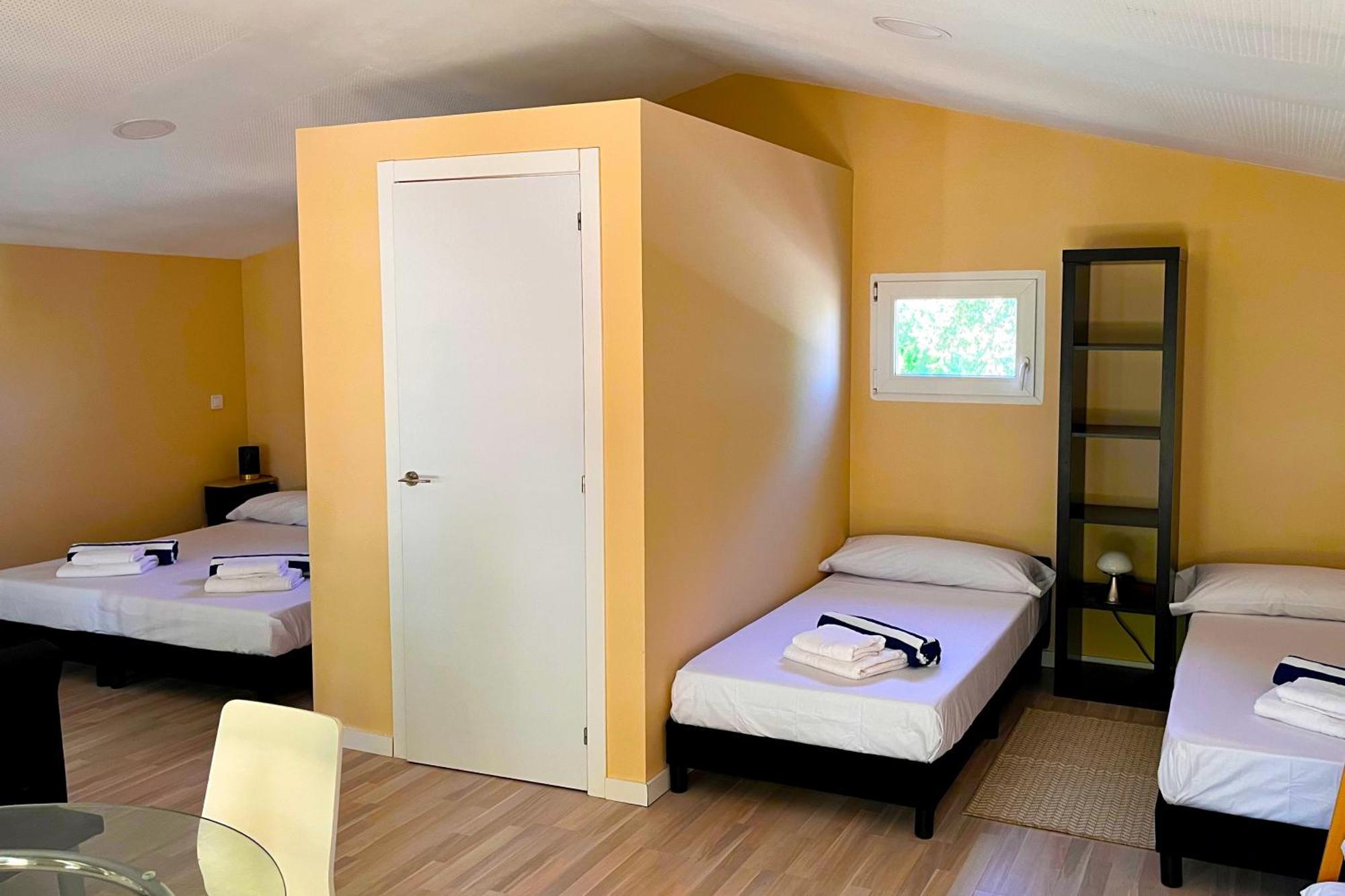 Fee4Me Cabin With Pool And Garden 산마틴데라베가 외부 사진