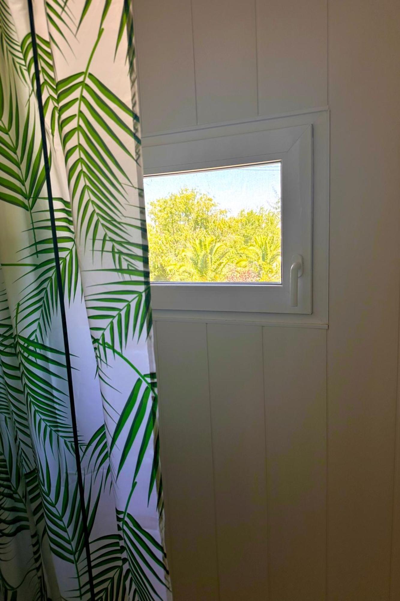 Fee4Me Cabin With Pool And Garden 산마틴데라베가 외부 사진