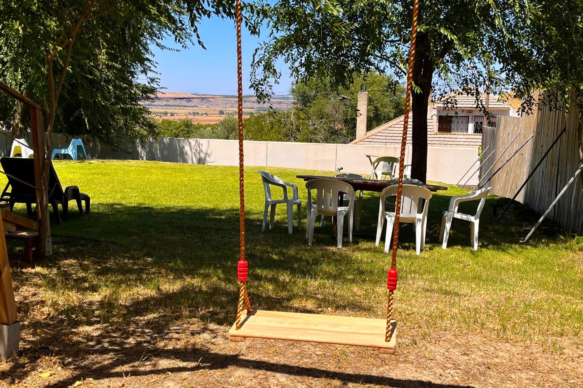 Fee4Me Cabin With Pool And Garden 산마틴데라베가 외부 사진